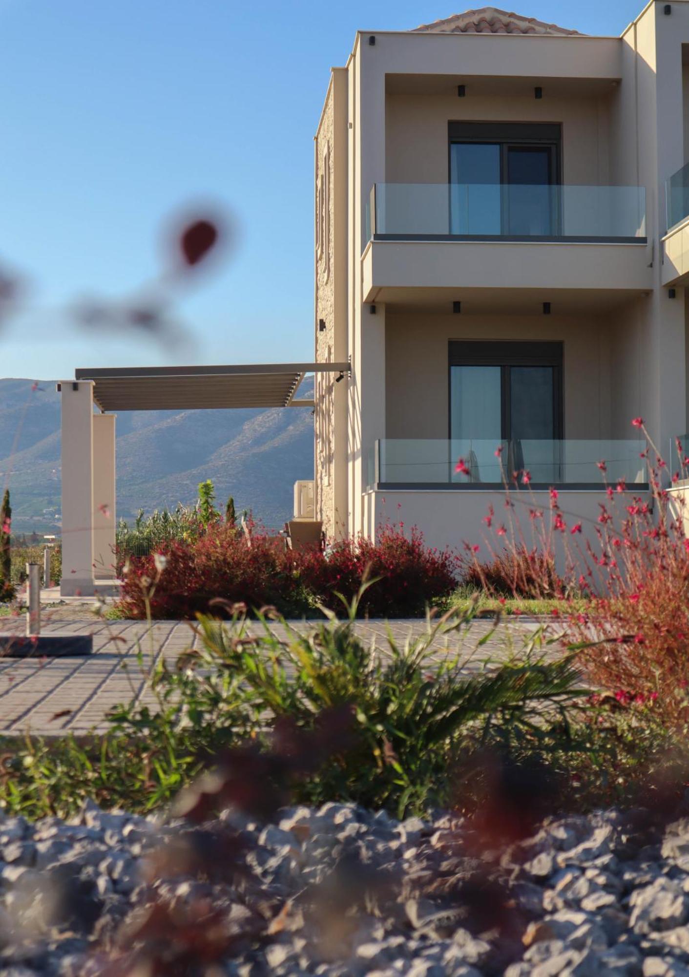 Almyres Luxurious Residences Míloi Dış mekan fotoğraf